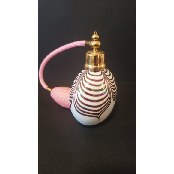 Vintage Iridescent White Atomizer: Purple Feather Design Vanity Decor - Picture 6 of 10